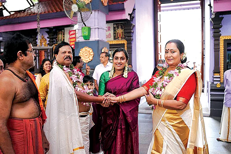 “அம்மாவுக்கு நான் செய்துவைத்த மறுமணம்..!”