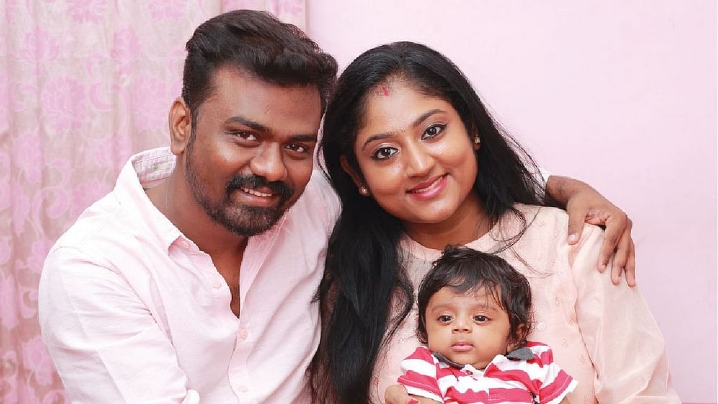 குடும்பத்துடன் இயக்குநர் ராஜ்குமார்