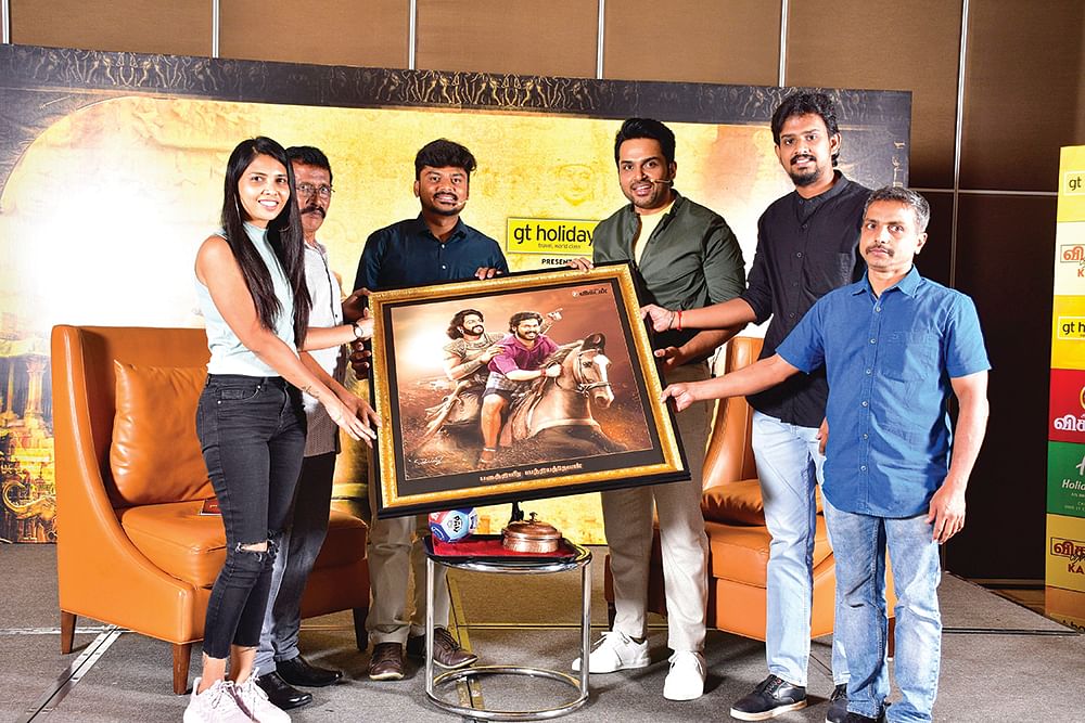 விகடன் பிரஸ்மீட்: கார்த்தி - “வந்தியத்தேவன் பெரிய லவ்வர் பாய்!”