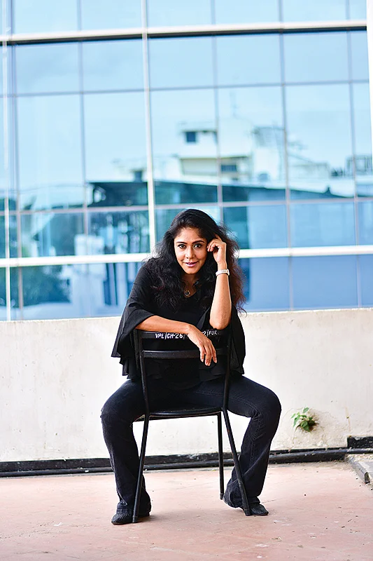 “விவாகரத்தால ஏற்பட்ட மன அழுத்தத்துலேருந்து வெளியே வர எனக்குப் பல வருஷங்களாச்சு!” - மமதி சாரி
