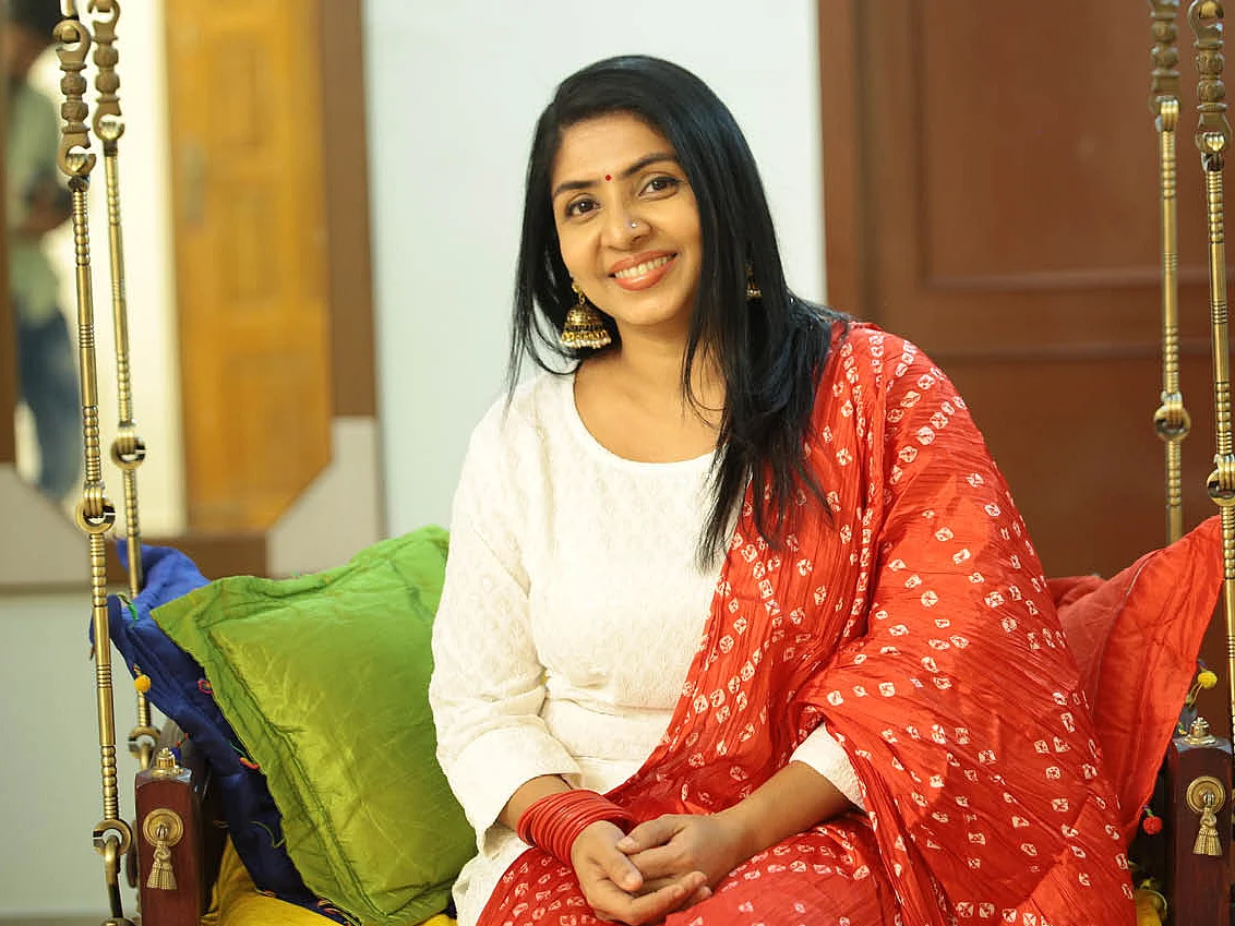 “நீங்க பெஸ்ட் அம்மாங்கிறதை யாருக்கும் நிரூபிக்க வேண்டியதில்லை!” - நடிகை ப்ரியதர்ஷினி