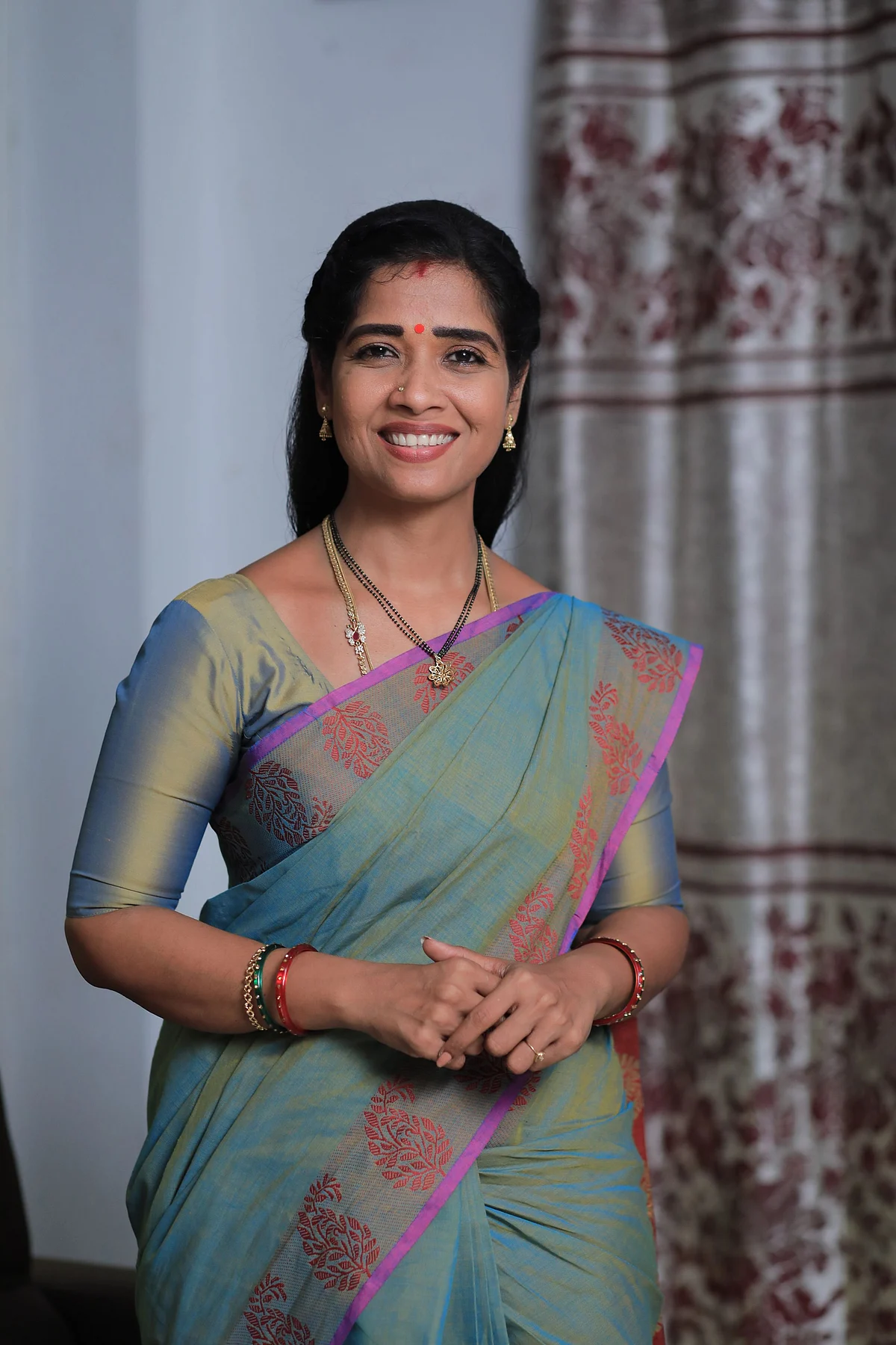 'ஊர்வம்பு' லட்சுமி