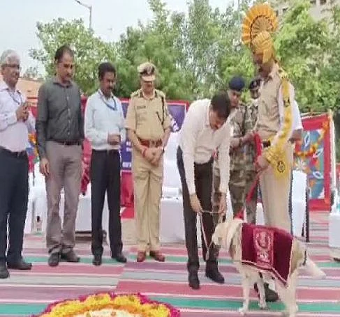 மோப்ப நாய் ராணி