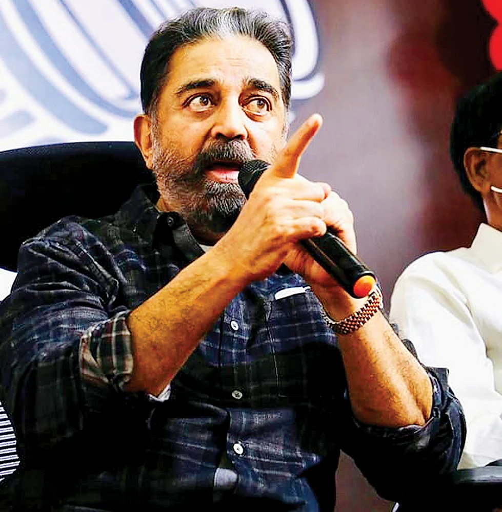 மிஸ்டர் கழுகு: குதிரைப் பேரம் ஸ்டார்ட்ஸ்... ஆள்பிடிக்கும் ஓ.பி.எஸ்... அடக்கி வாசிக்கும் இ.பி.எஸ்!