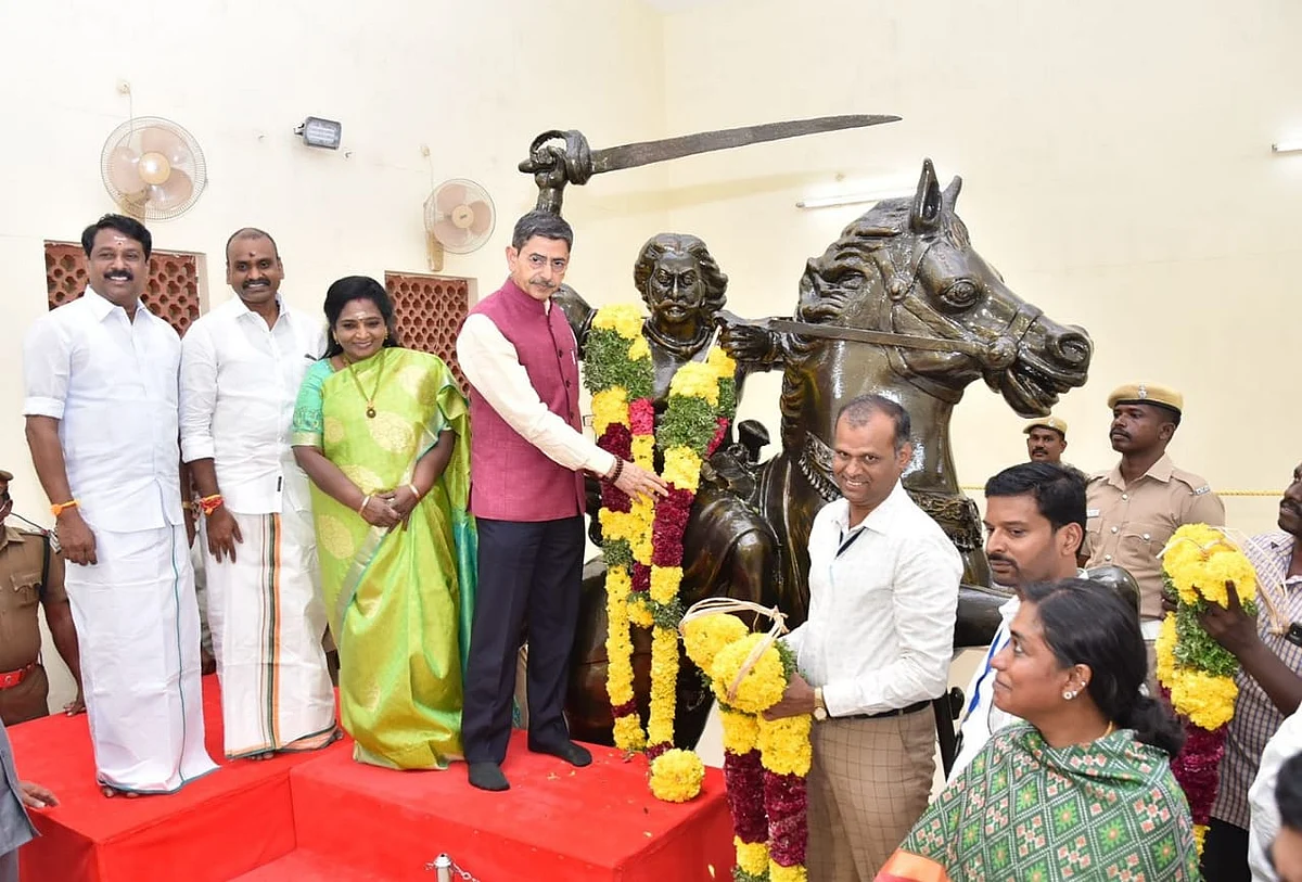 ஆளுநரின் அடுத்த அதிரடித் திட்டம் முதல் உதயகுமாரை நம்பி ஏமாந்தவர்கள் வரை... கழுகார் அப்டேட்ஸ்!