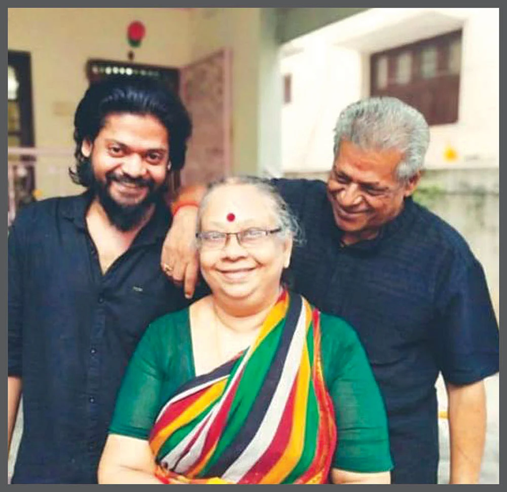 மகனுடன்...
