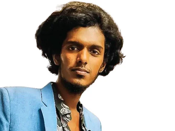 ஆட்டம் பாட்டம் கொண்டாட்டத்துக்கு ரெடியா லேடீஸ்! - இதோ வந்துட்டோம்ல!