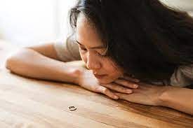 பெண்
