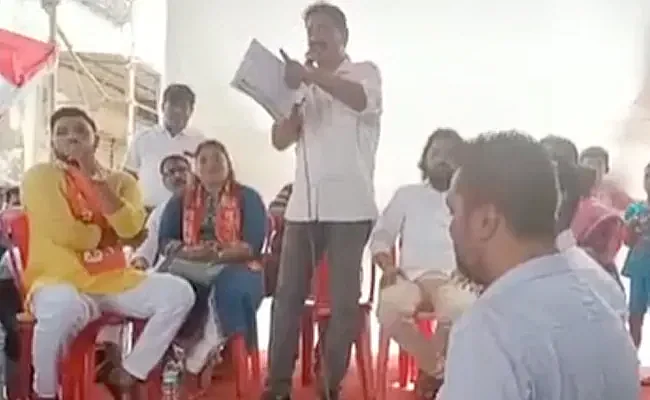 ``தாக்கரே ஆதரவாளர்கள் காலை உடையுங்கள்; ஜாமீனில் எடுக்கிறேன்” - ஷிண்டே ஆதரவு எம்எல்ஏ பேச்சால் சர்ச்சை