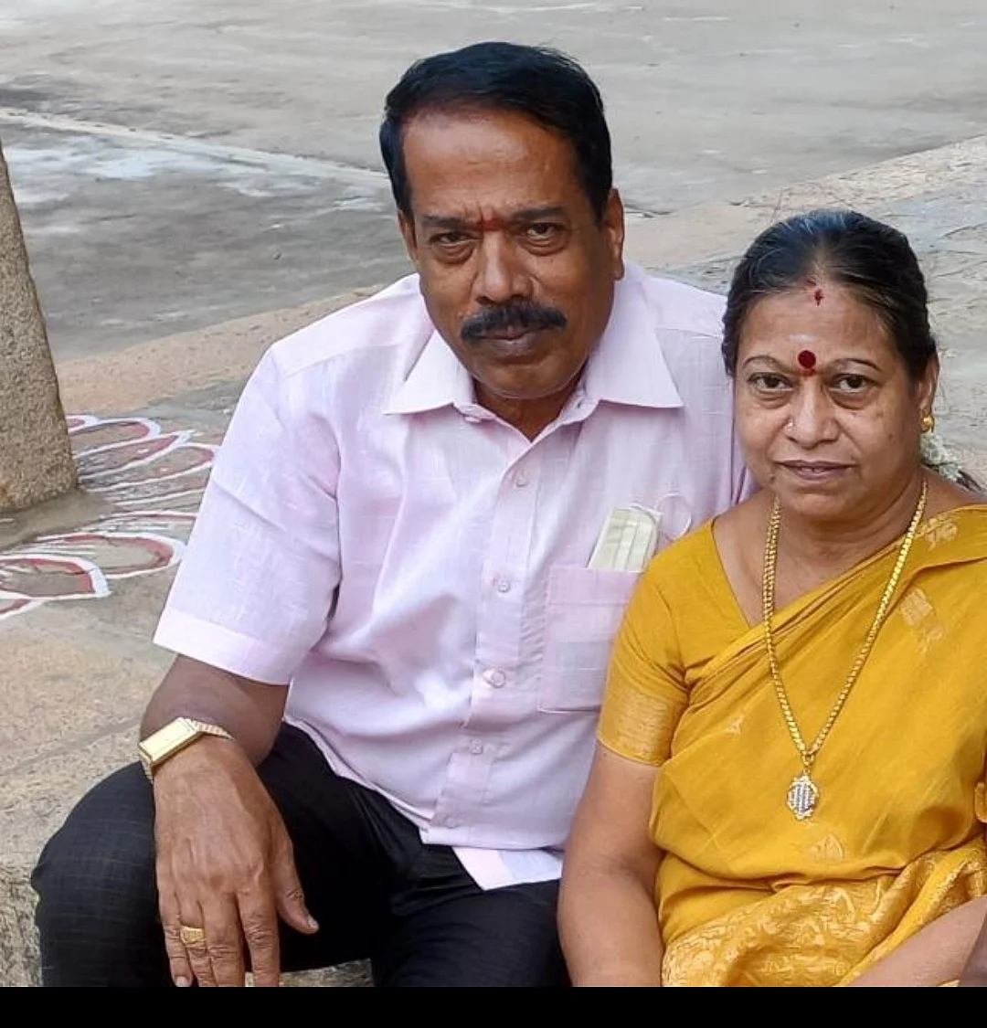 P. சந்திரபாபு சார் துணைவியாருடன்