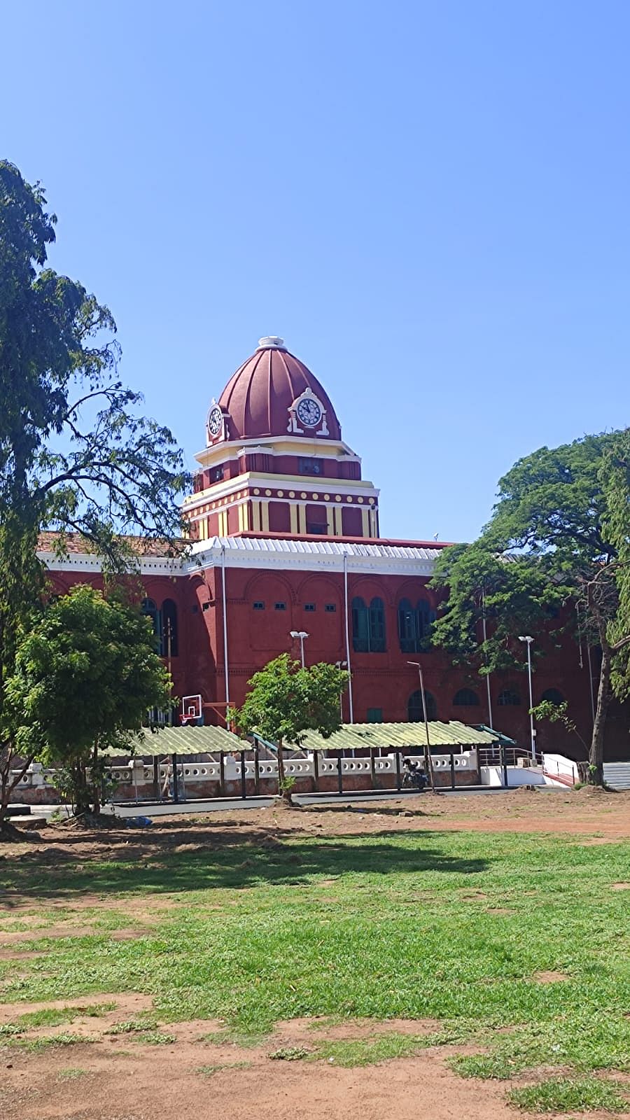 சென்னை மாநிலக் கல்லூரி