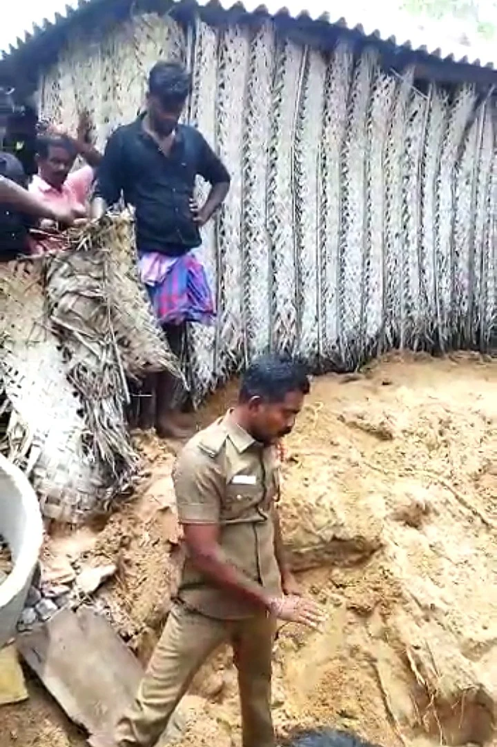 தீயணைப்பு வீரர்கள்
