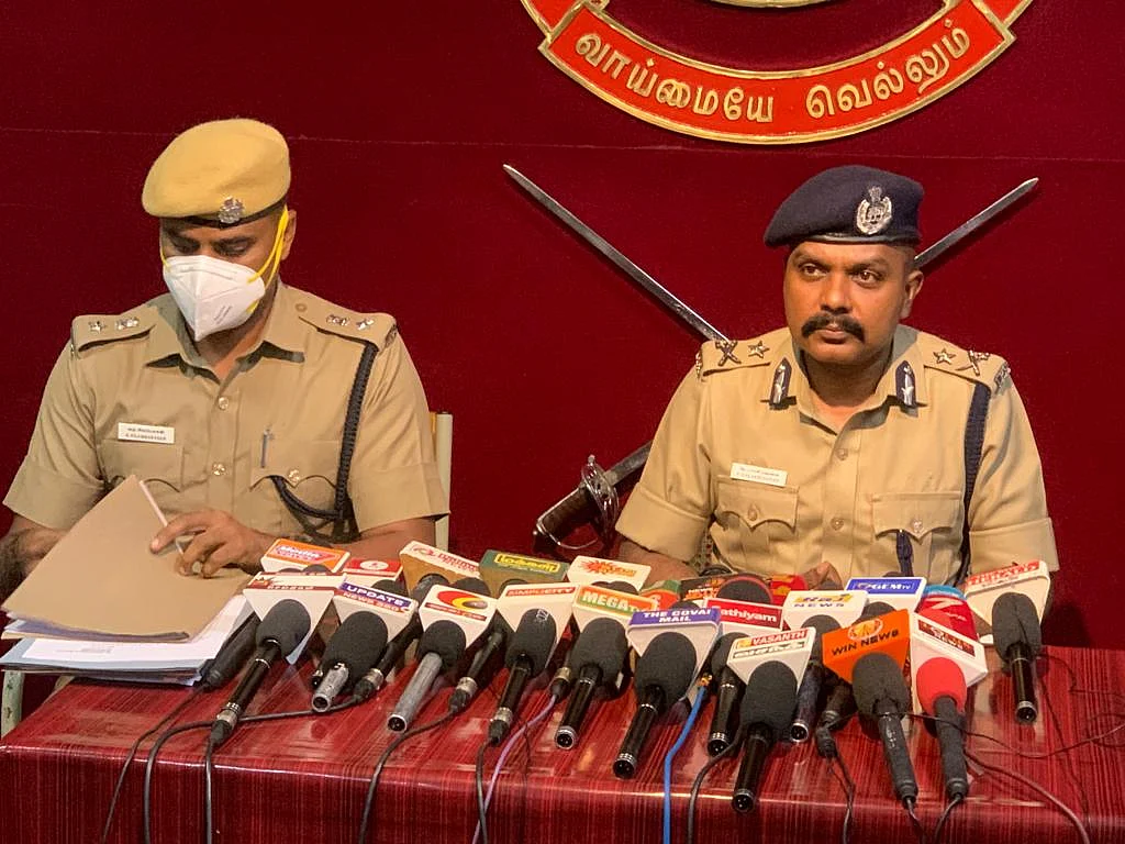 ஆணையர் பாலகிருஷ்ணன்
