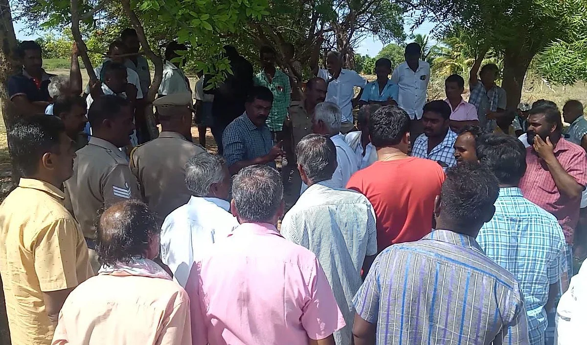 அதிகாரிகளின் பேச்சுவார்த்தை