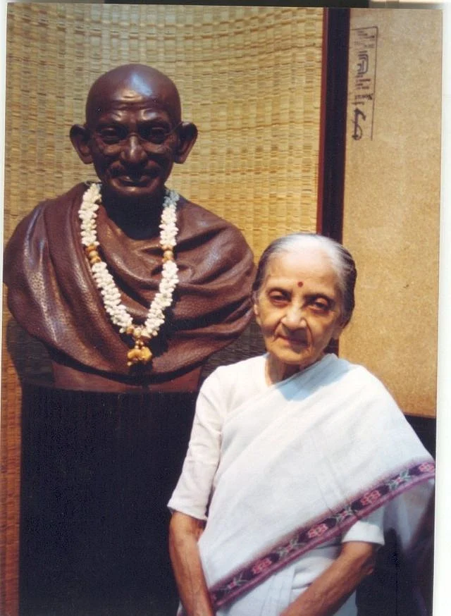 உஷா மேத்தா - காந்தியடிகள்