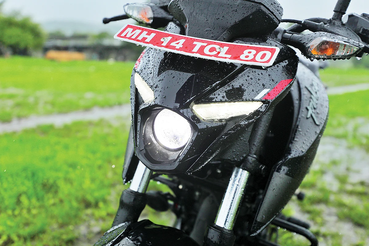 பல்ஸர் NS160-க்கு மாற்றா இந்த பல்ஸர் N160?