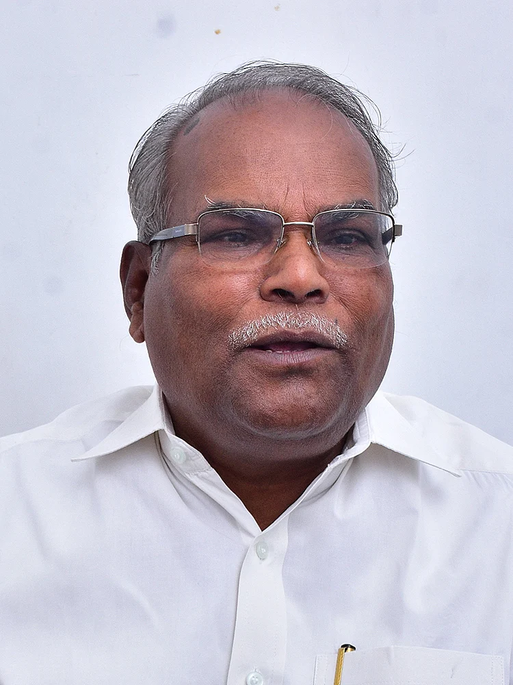 ஒடுக்குறாங்க... மிரட்டுறாங்க... உரிமை கேட்டுக் கதறும் ஊராட்சி மன்றத் தலைவர்கள்!