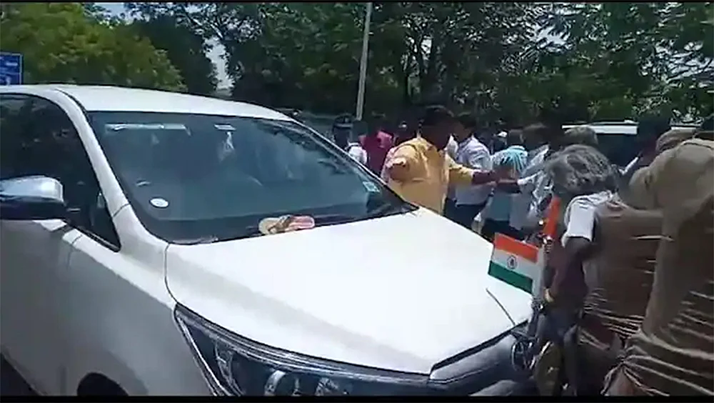 அராஜகம்... வன்முறை... வெறுப்பு அரசியல் செய்கிறதா பா.ஜ.க?