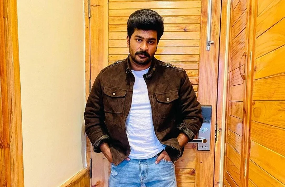 நவீன்