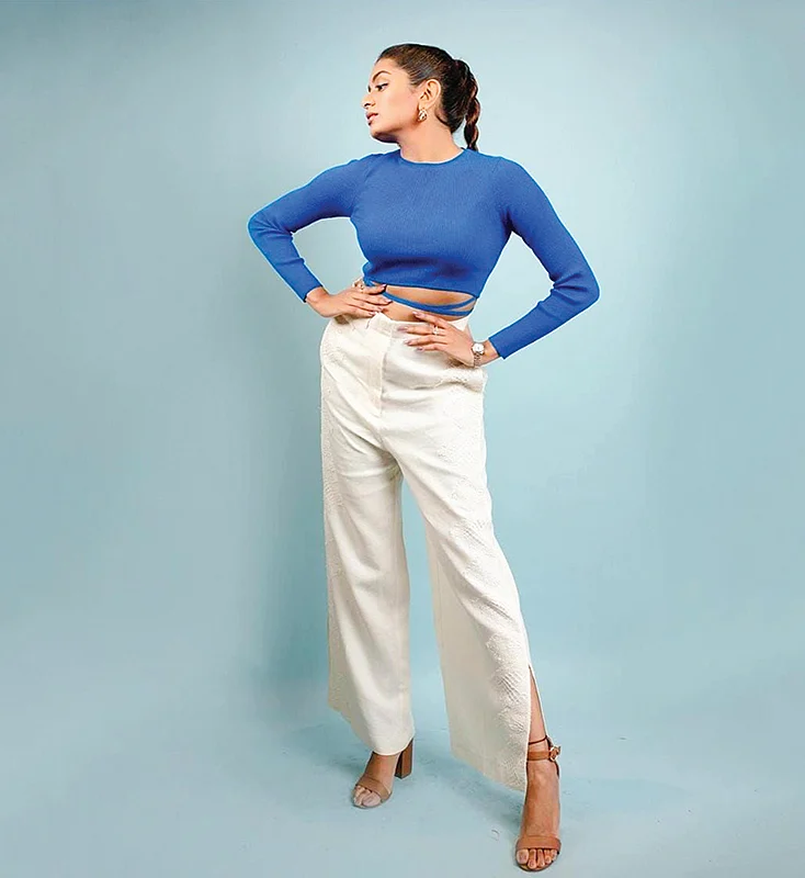 Aditi Shankar: ஸ்டைலிஷ் தமிழச்சி!