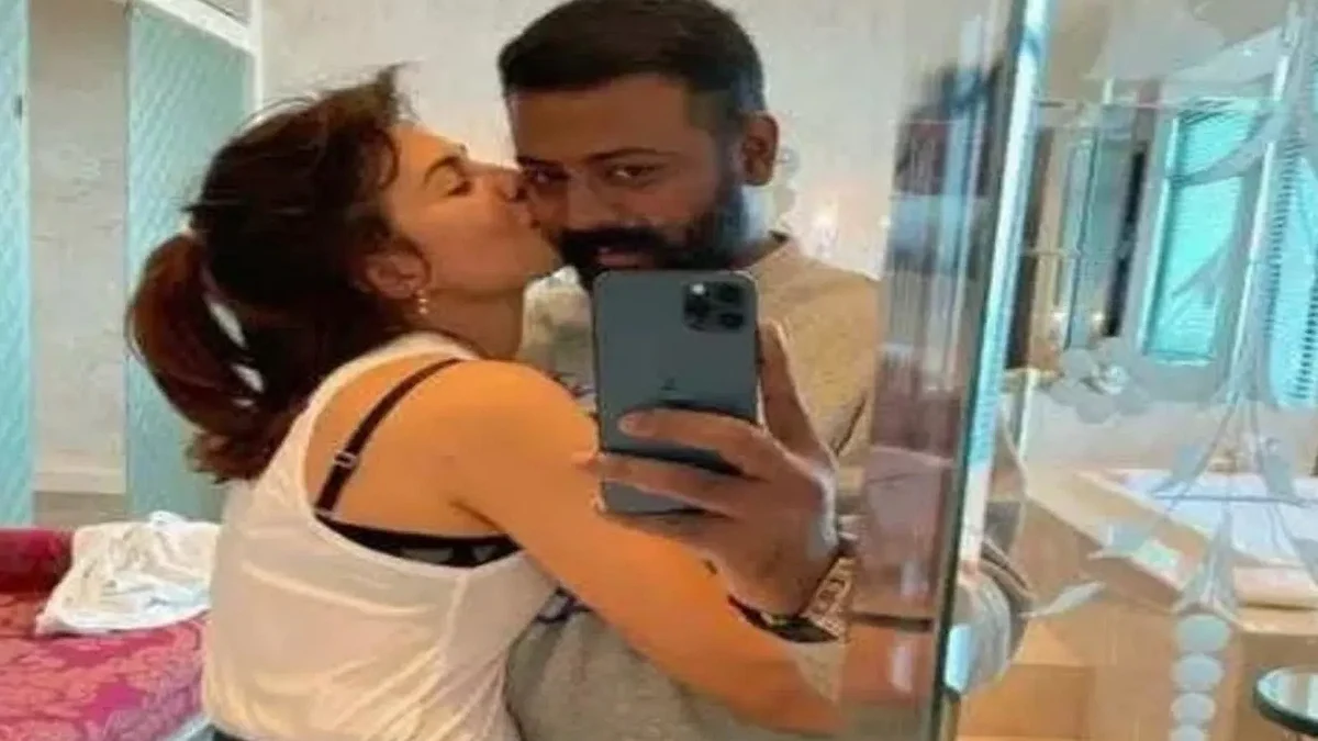 சுகேஷ் - ஜாக்குலின்