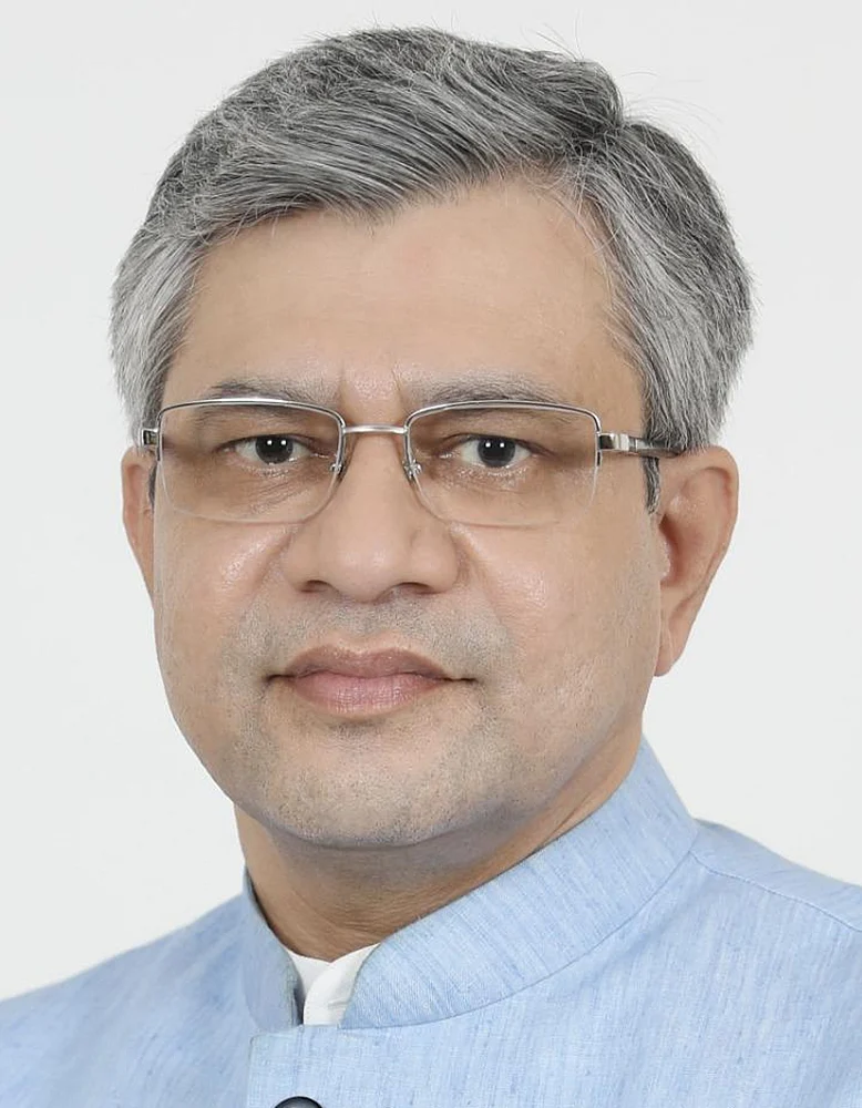 அஷ்வினி வைஷ்ணவ்