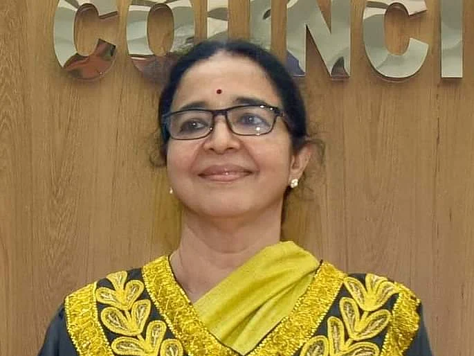 ஆர்.எஸ்.எஸ் நிகழ்ச்சியில் கலந்துகொண்ட சி.பி.எம் மேயர்... கட்சிக்குள் கிளம்பிய எதிர்ப்பு!