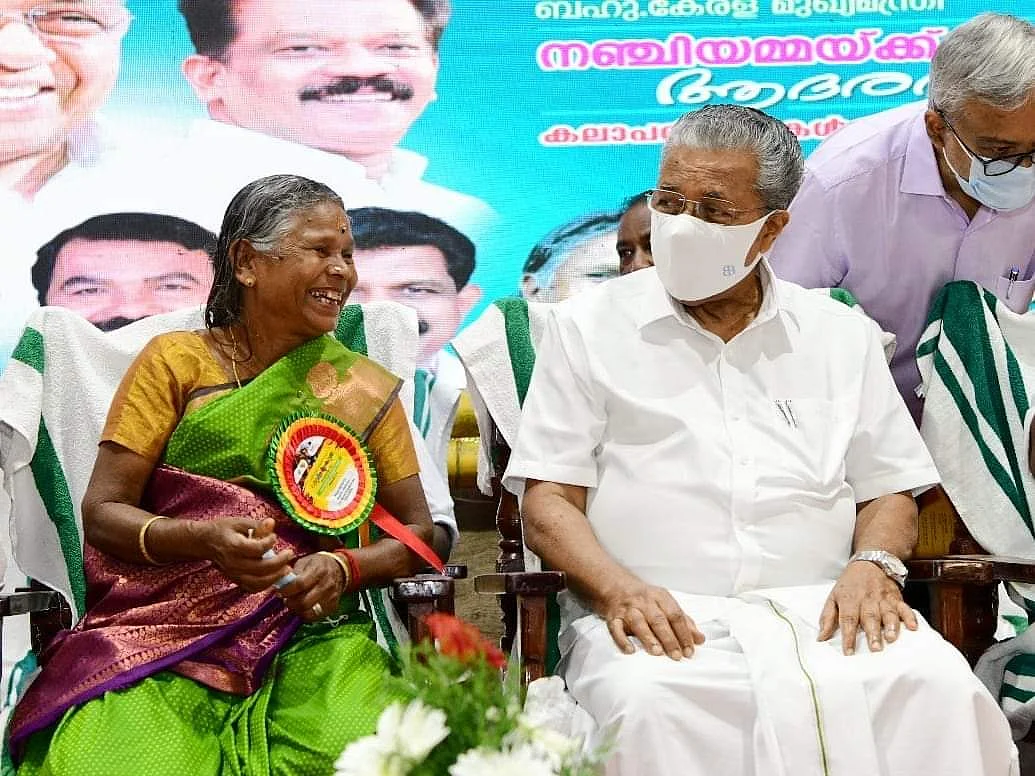 `பழங்குடியின மக்களின் பாடலை உலகின் கவனத்துக்குக் கொண்டுசென்றவர் நஞ்சியம்மா!'
- பினராயி விஜயன்