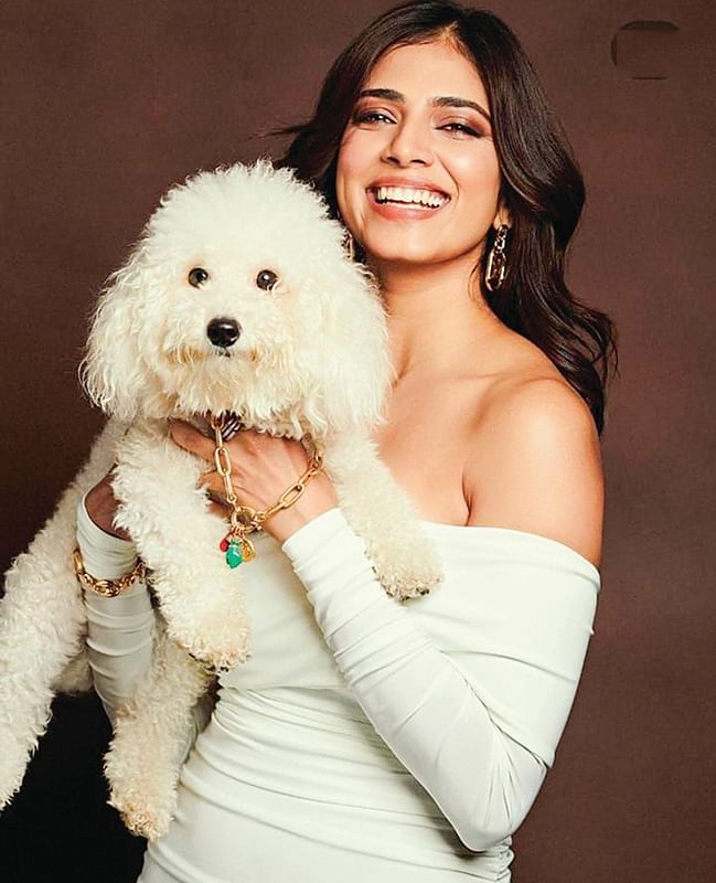 Malavika Mohanan: எங்க வீட்டு செல்லக்குட்டி!