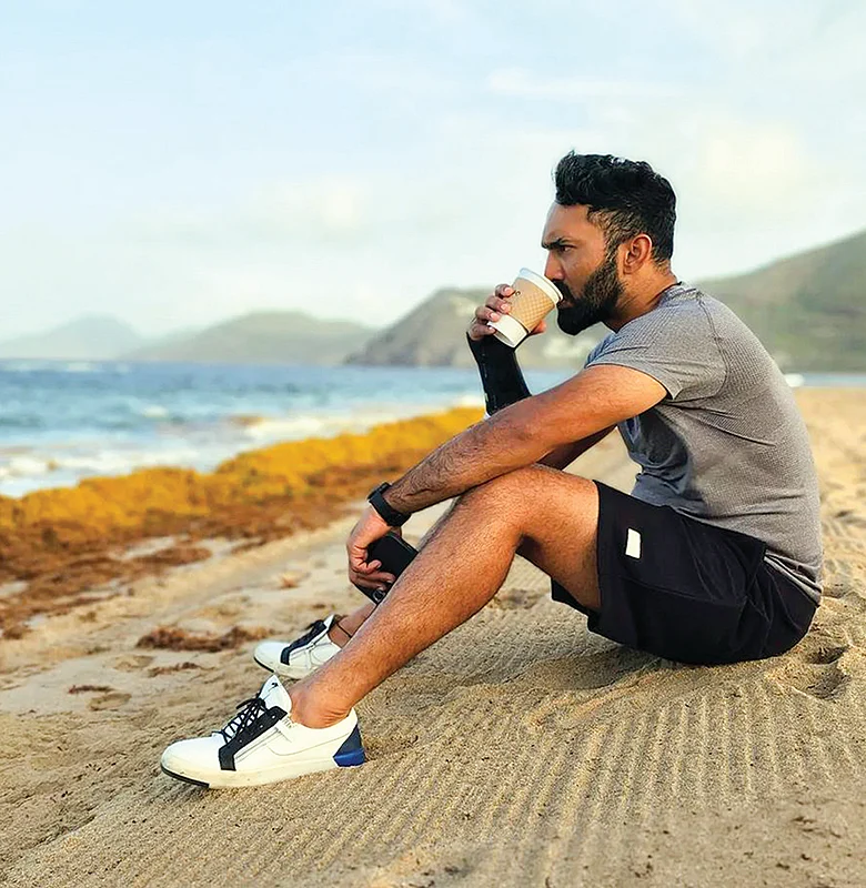 Dinesh Karthik: சில்லுனு ஒரு காபி!