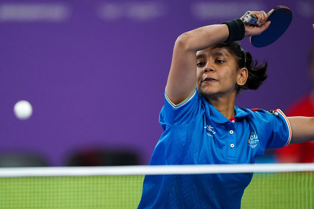 India at CWG: Day 8 Highlights:
மல்யுத்தத்தில் பதக்க மழை! 3 தங்கம், 1 வெள்ளி, 2 வெண்கலம் வென்று கலக்கல்!