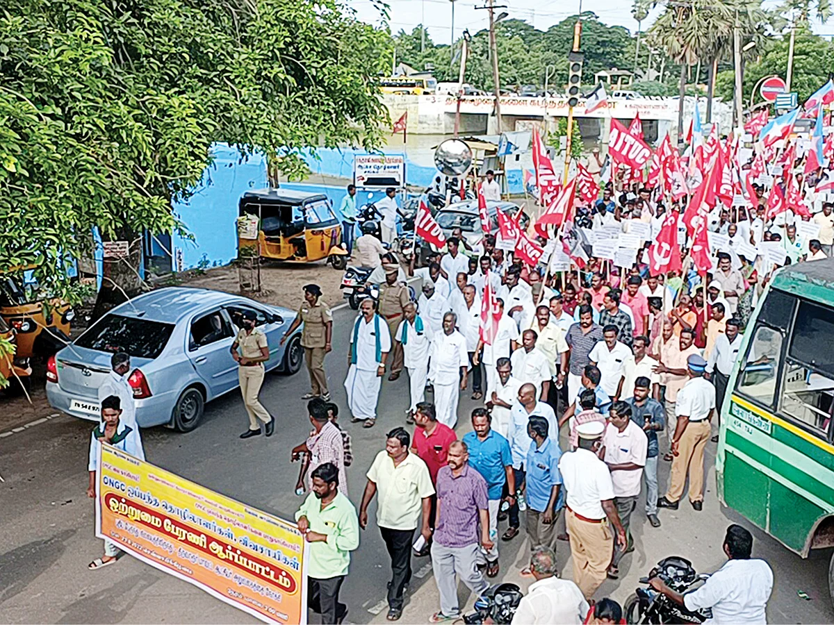 “காவிரிப்படுகையை காவுகொடுக்கிறார்கள் கம்யூனிஸ்ட்டுகள்...”