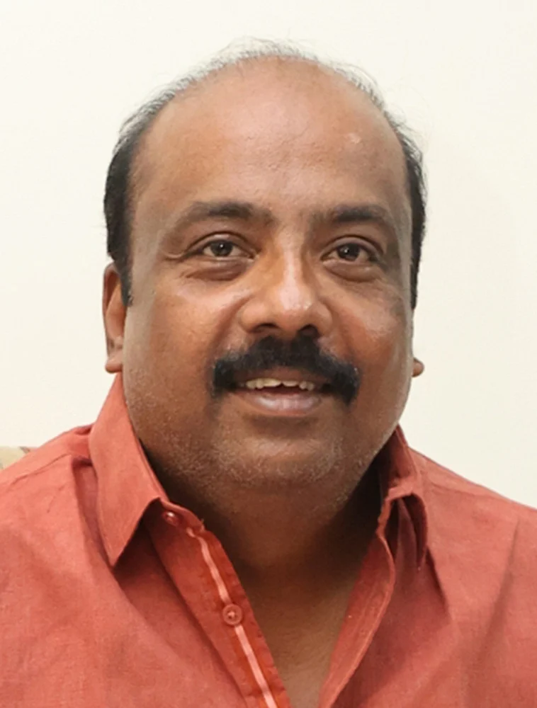 அ.தி.மு.க ஸ்டன்ட்!