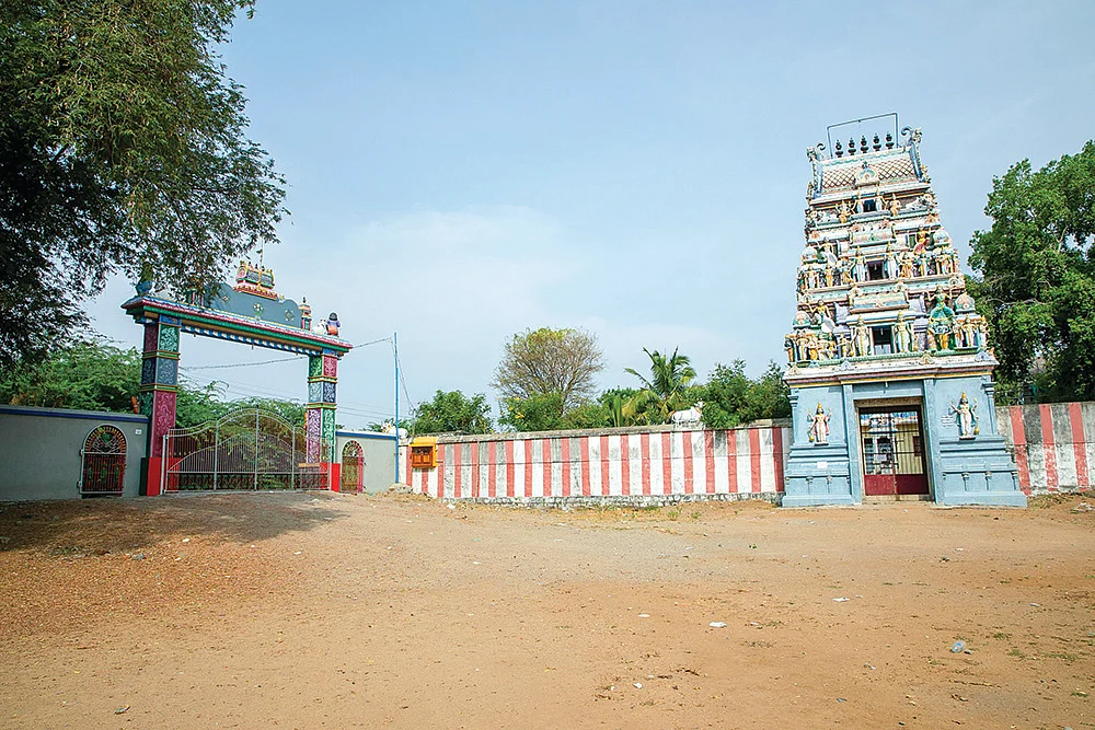 மதமல்ல முக்கியம், மனிதமே பிரதானம்!