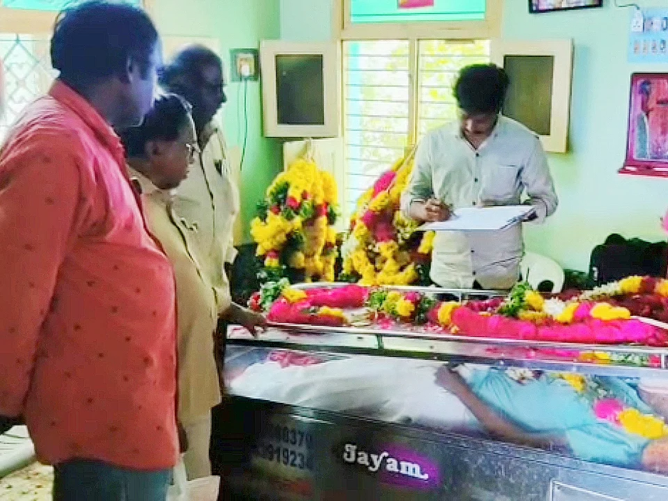 "ஓர் எழுத்தாளரின் மரண சாசனம்..."- உடல் மெய்யியல் கழகத்துக்கும் கண்கள் மருத்துவமனைக்கும் தானம்!