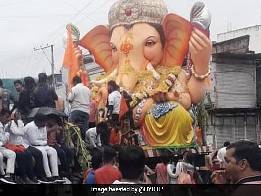 ஐதராபாத்: ரூ.24.60 லட்சத்திற்கு ஏலம் போன லட்டு கணபதி - அப்படி என்ன ஸ்பெஷல்?