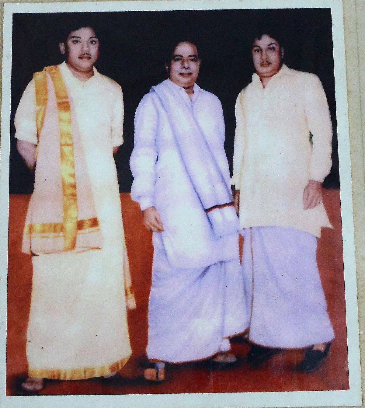 சிறையில் அண்ணா கே.பி.சுந்தரம் (ஆசிரியர், ‘தையற் கலை’)