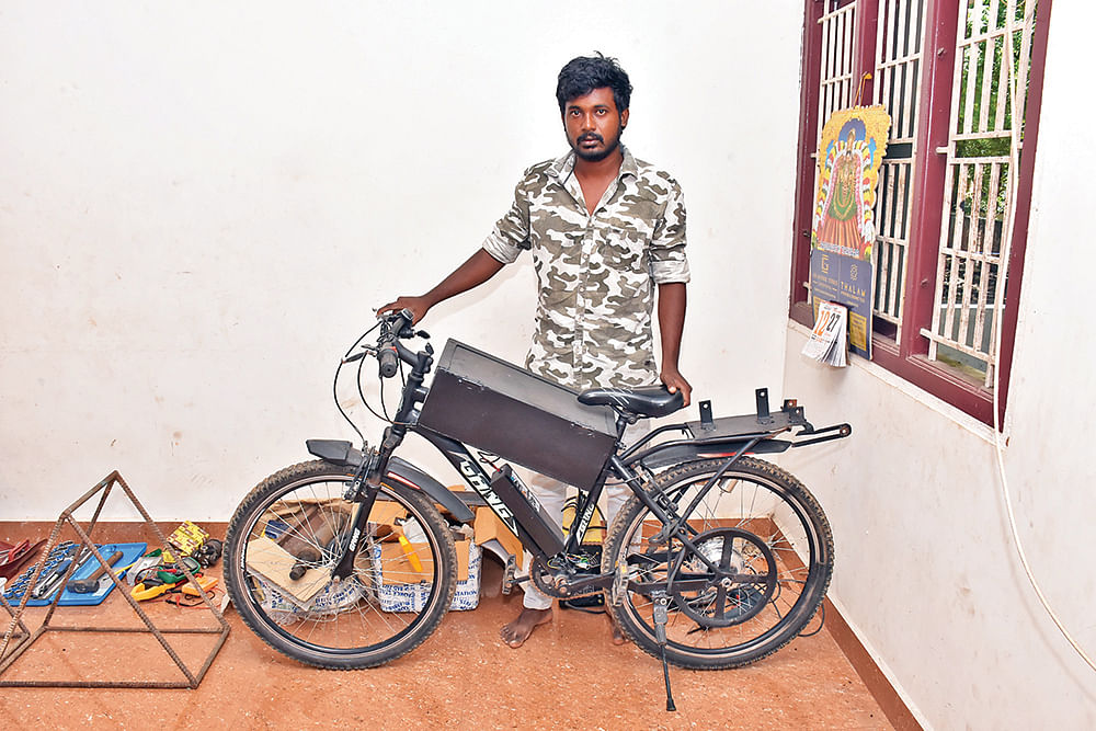 40 ரூபாய்க்கு 200 கிமீ போகும் என் ஜீப்! – ஆனந்த் மஹிந்திரா பாராட்டிய கீழடி கெளதம்!