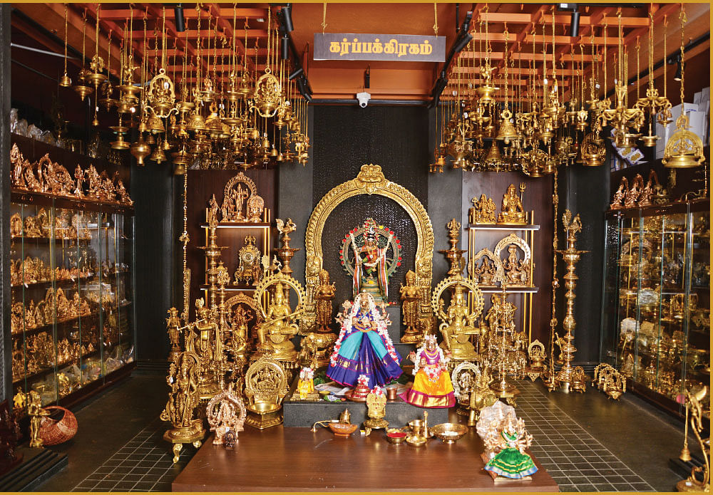 தீபம் போற்றி... திருவே போற்றி!
