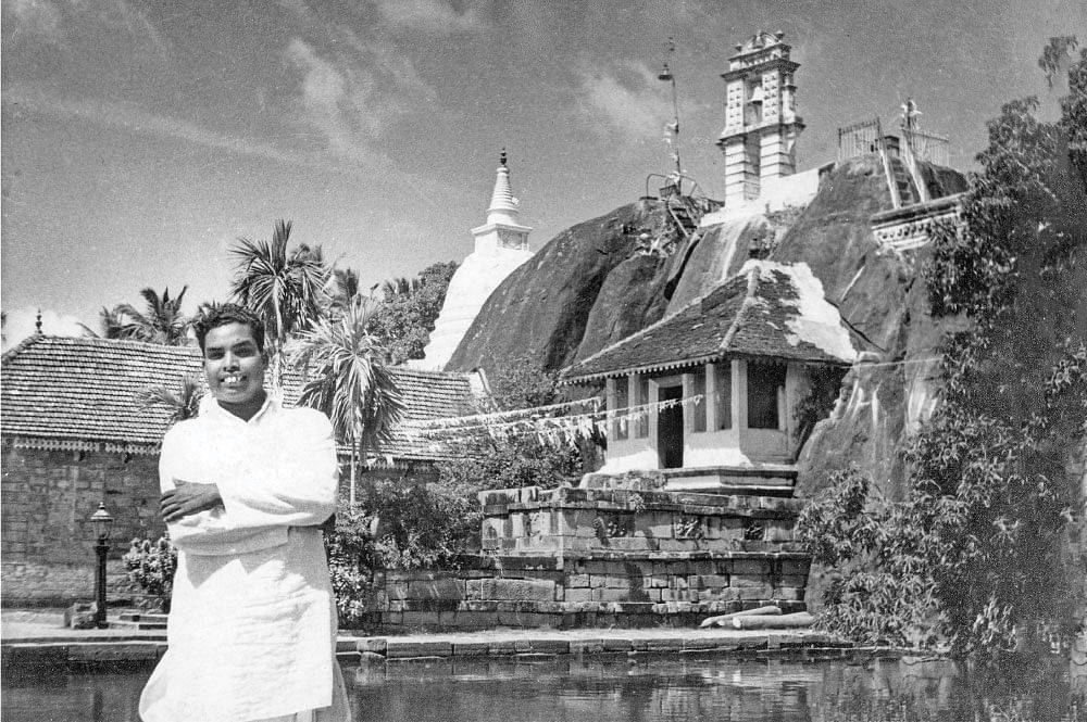   இலங்கையில் மணியம்...