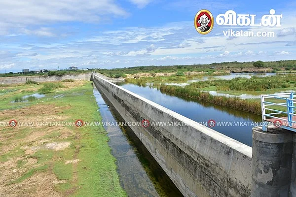 பச்சையாறு அணைக்கட்டு