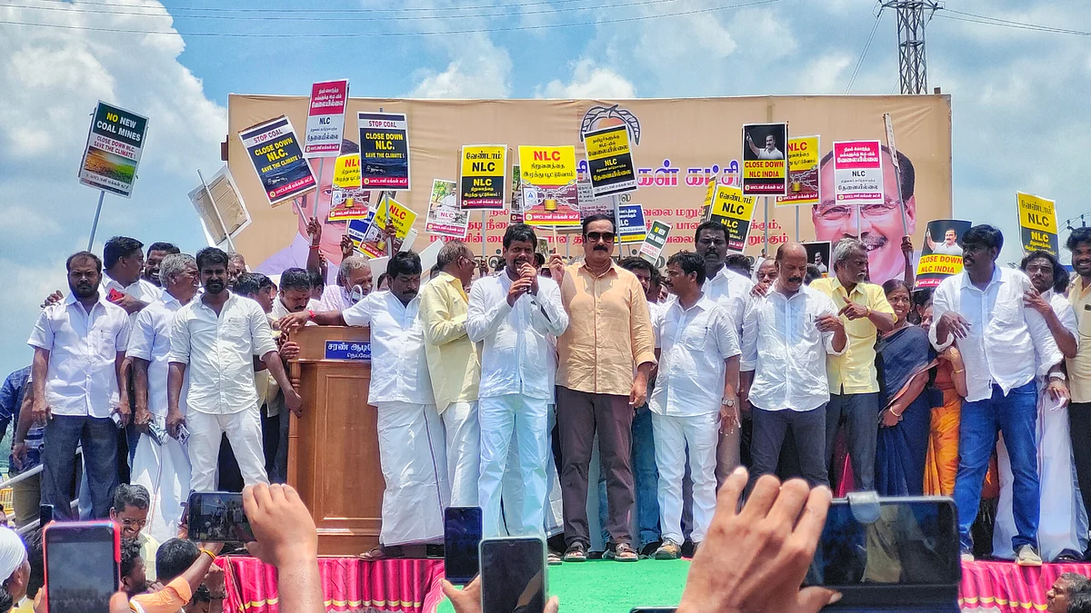 ஆர்ப்பாட்டத்தில் அன்புமணி ராமதாஸ்