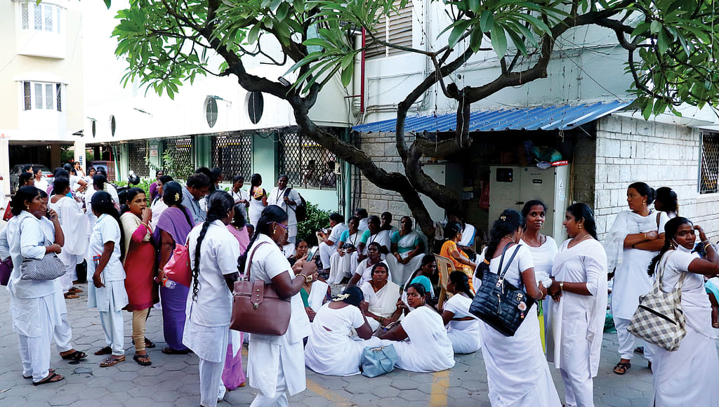 செவிலியர்கள் போராட்டம்