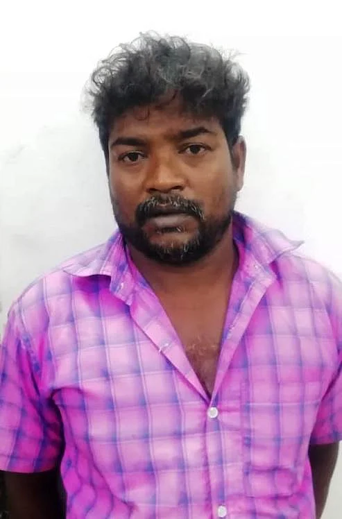 ஆறுமுகம்