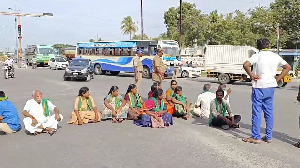 சாலை மறியல்