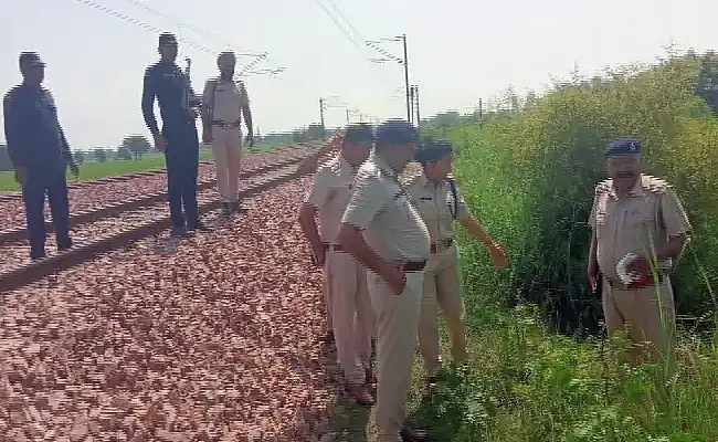 போலீஸ்