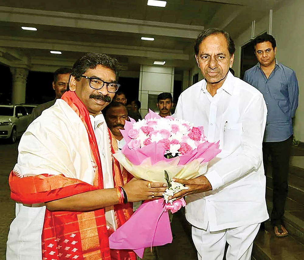 ‘பா.ஜ.க அல்லாத இந்தியா!’ - கே.சி.ஆரின் புதிய தேசியக் கட்சி பலன் தருமா?
