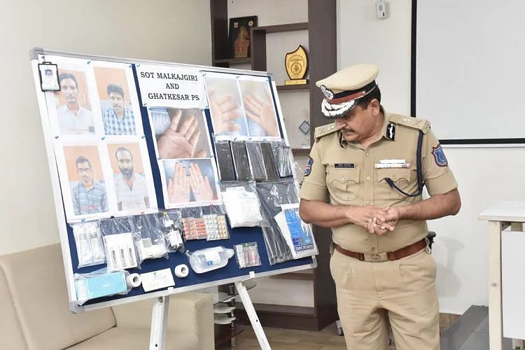 குவைத்தில் கிரிமினல் குற்றம்; மீண்டும் செல்ல கைரேகை மாற்று அறுவை சிகிச்சை - தெலங்கானாவில் அதிர்ச்சி