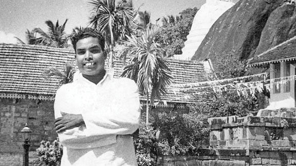 இலங்கையில் மணியம்...