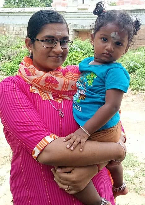 மீனா (வரதராஜன் பேத்தி)